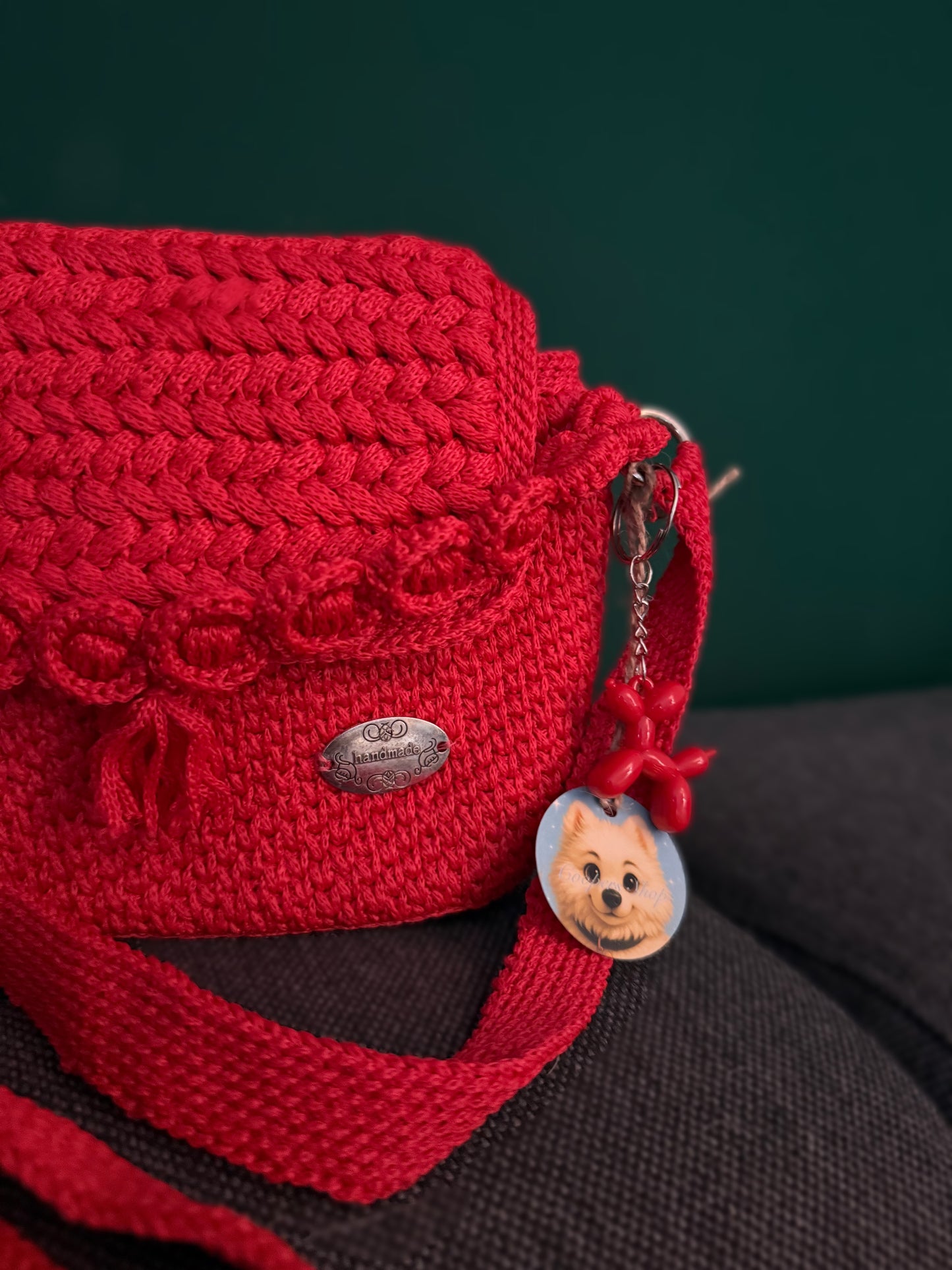 Selbstgehäkelte Tasche